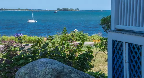 Groton, CT 06340,86 East Shore Avenue