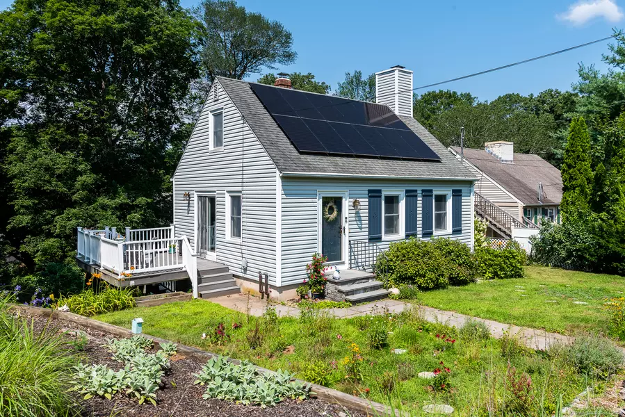 24 Sunset Terrace, Essex, CT 06426