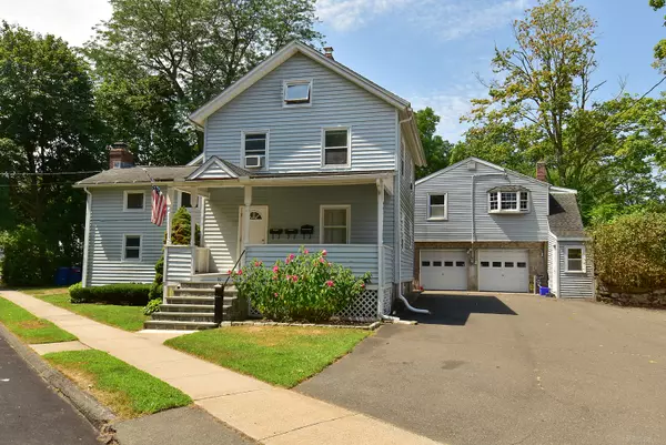 39 Pierce Street, Plainville, CT 06062