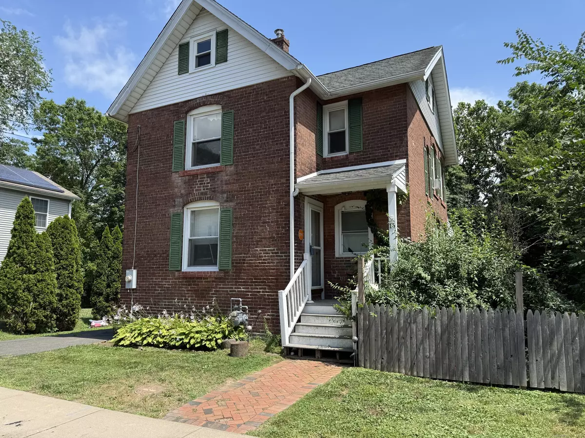 Windsor, CT 06095,16 Brown Avenue