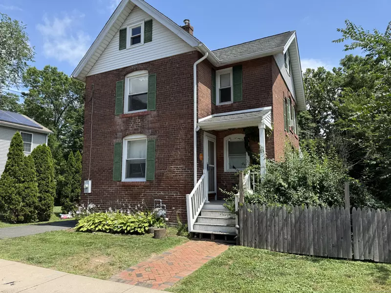 16 Brown Avenue, Windsor, CT 06095