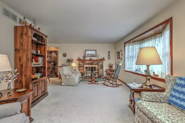 Monroe, CT 06468,30 Longview Road