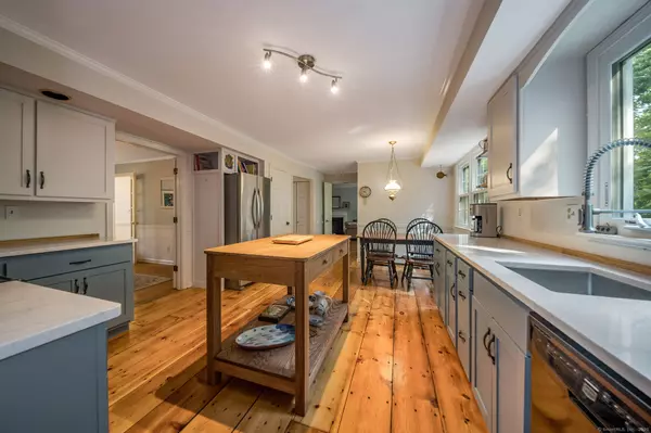 Madison, CT 06443,23 Forest Hills Drive