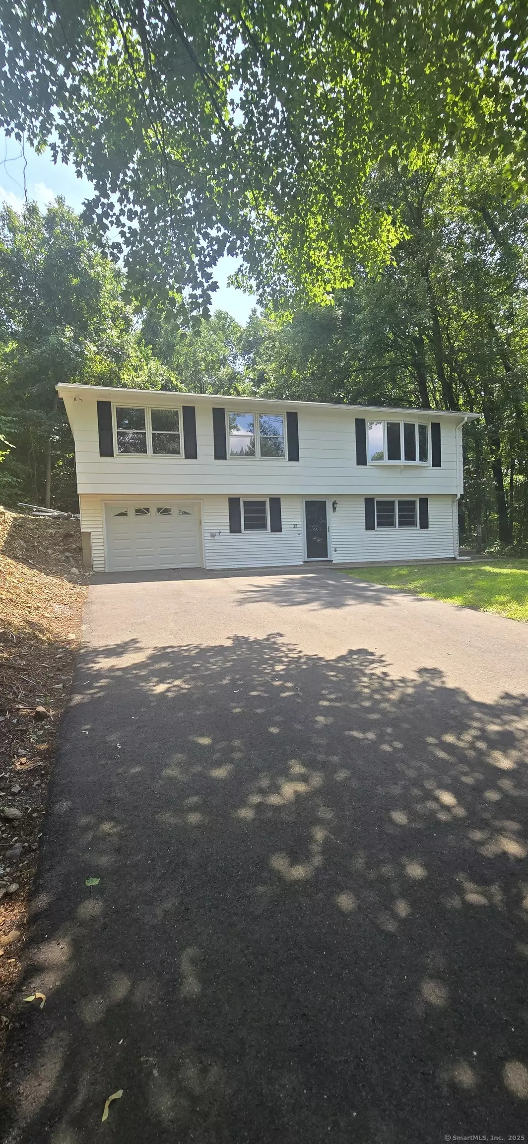 Waterbury, CT 06706,33 Blossom Street