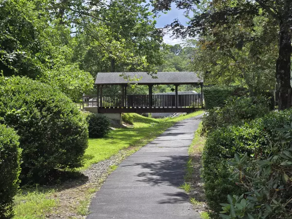 Killingly, CT 06241,209 Whetstone Mills #209