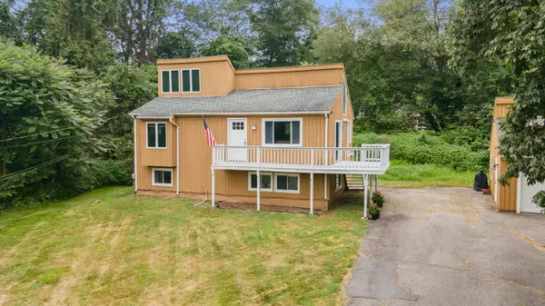 Clinton, CT 06413,7 Tamarack Drive