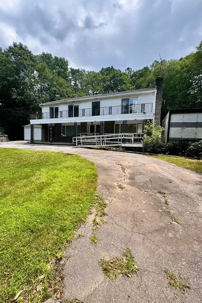 1000 Main Street, Somers, CT 06071