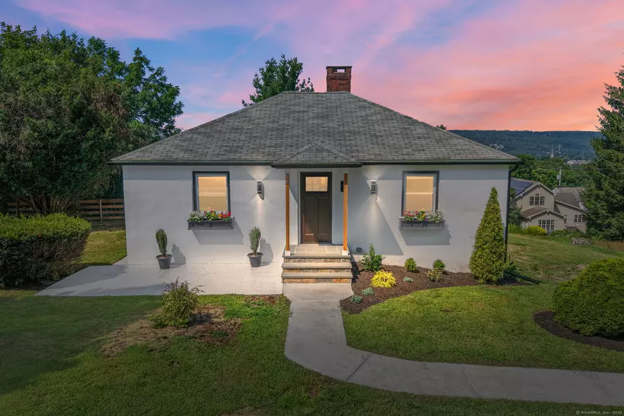 71 Academy Hill Road, Derby, CT 06418