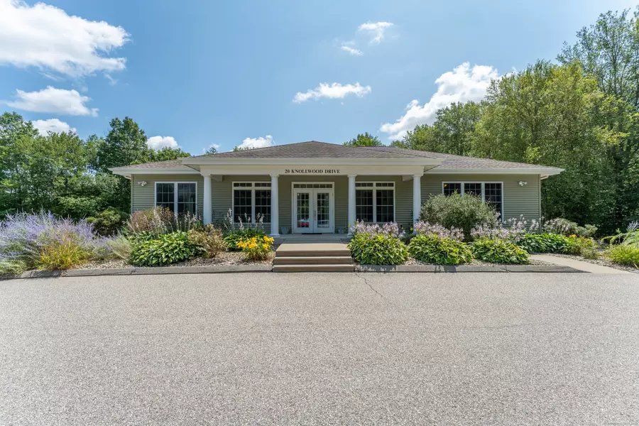 20 Knollwood Drive, Canterbury, CT 06331