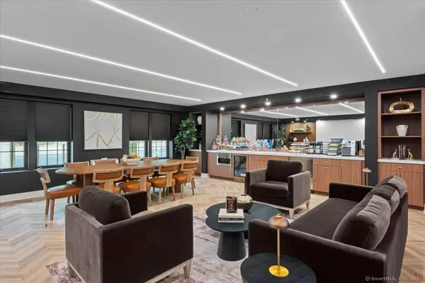 Greenwich, CT 06831,1188 King Street #102