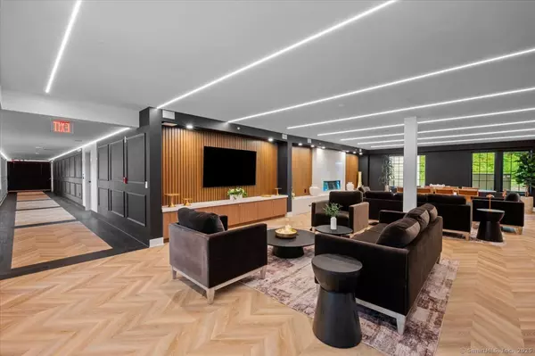 Greenwich, CT 06831,1188 King Street #116