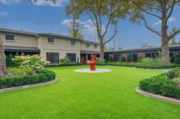 Greenwich, CT 06831,1188 King Street #117