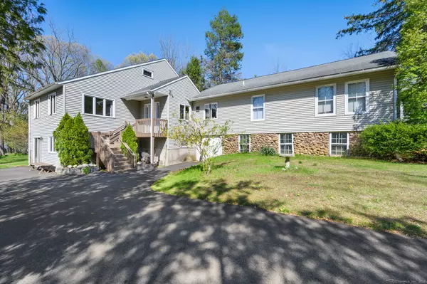 Southington, CT 06489,461 Meriden Waterbury Turnpike