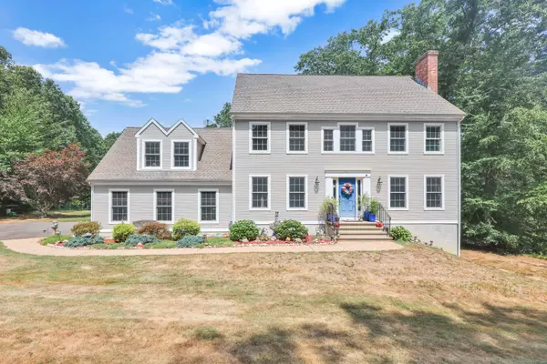 4 Huntington Drive, East Haddam, CT 06469