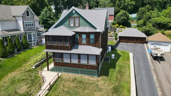 Seymour, CT 06483,12 Clifton Street