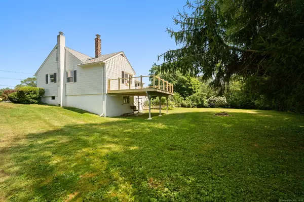 Waterford, CT 06385,8 Sunset Drive