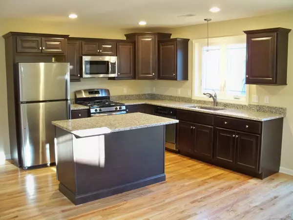 Wallingford, CT 06492,404 Main Street #10