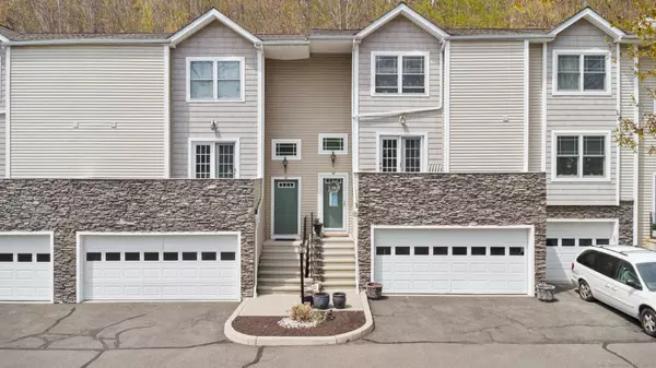 68 Stetson Place #68, Danbury, CT 06811