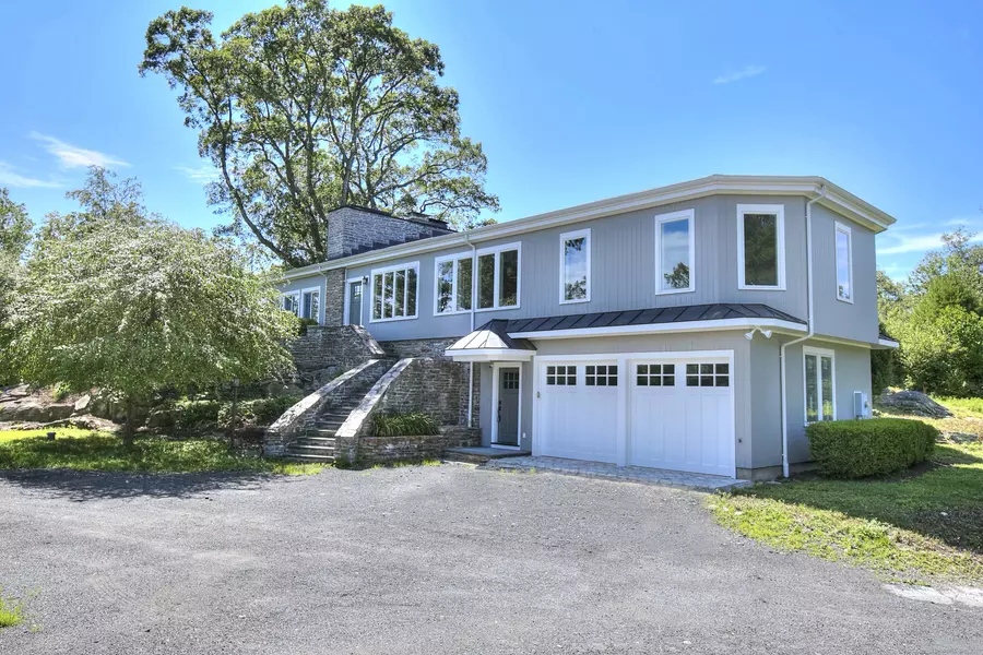 27 Rogues Ridge, Weston, CT 06883