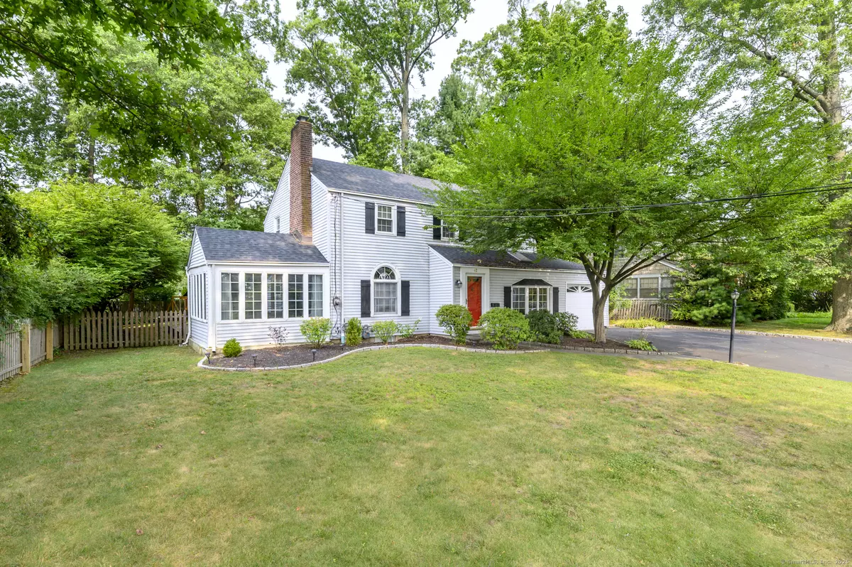 Stamford, CT 06905,42 Fara Drive