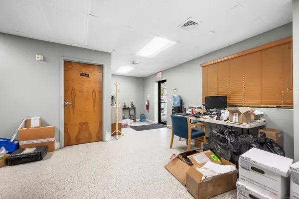 Groton, CT 06340,115 Leonard Drive