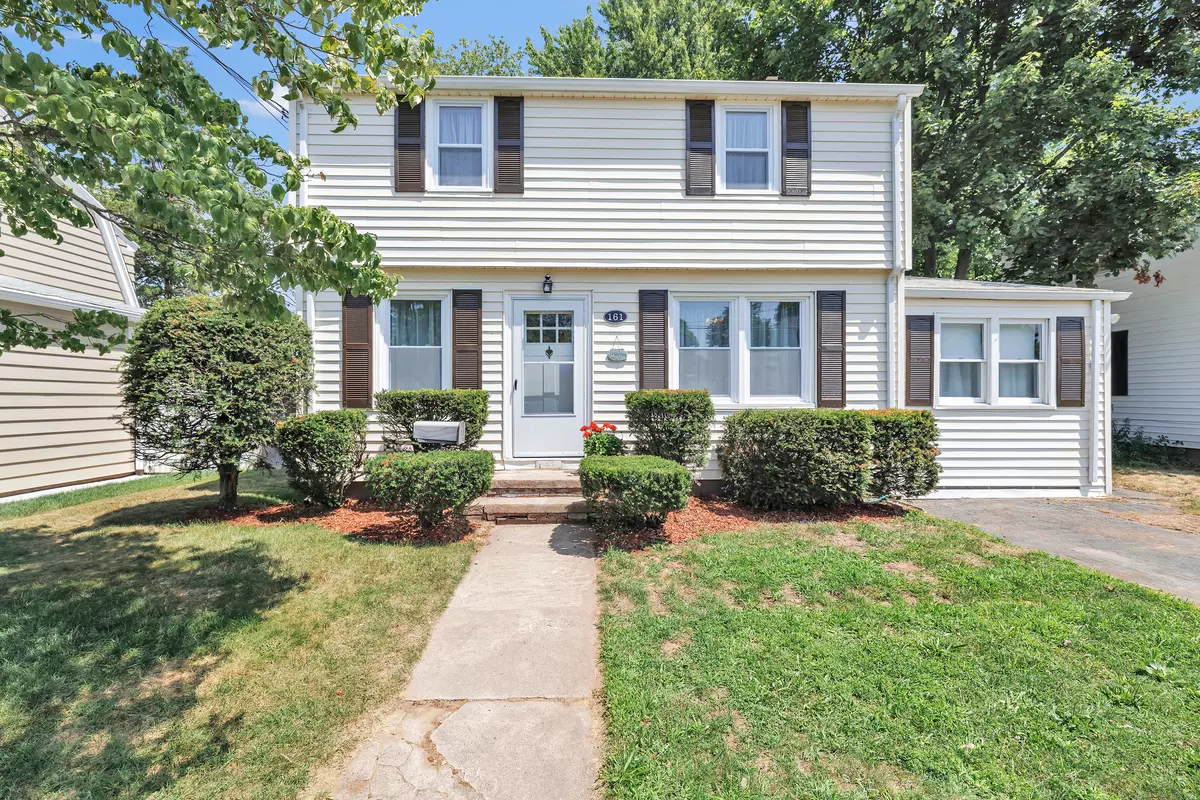 Hamden, CT 06514,161 Bradley Avenue