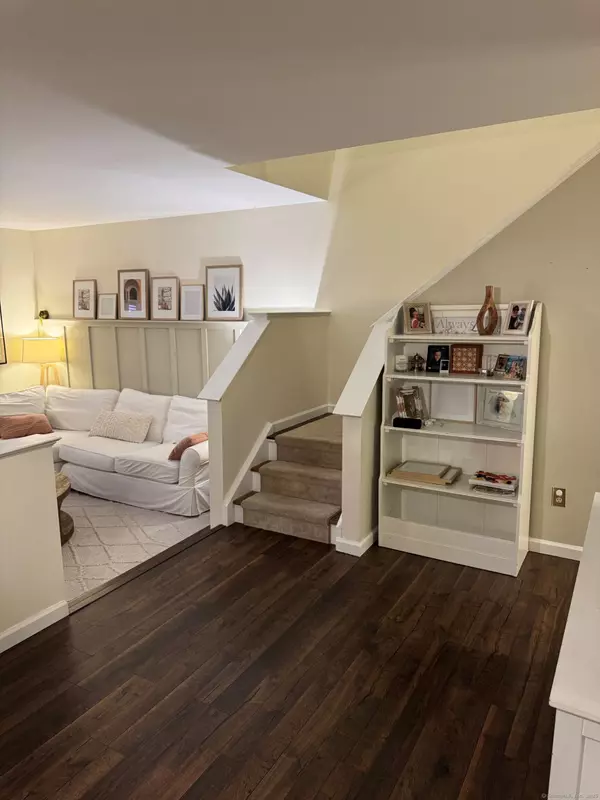 Watertown, CT 06795,1302 Winslow Drive #1302