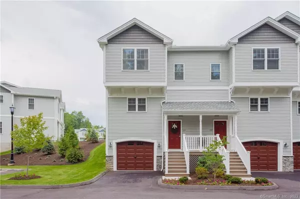 Granby, CT 06035,24 Mill Pond Drive #21