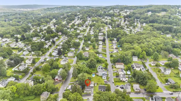 Watertown, CT 06779,43 Woodvine Avenue