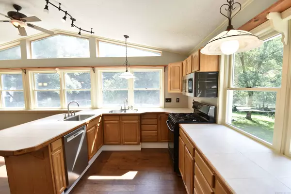 Thompson, CT 06255,240 Ravenelle Road