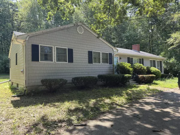 Stonington, CT 06379,396 North Anguilla Road