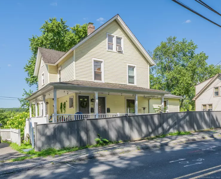 15 Wellsville Avenue, New Milford, CT 06776