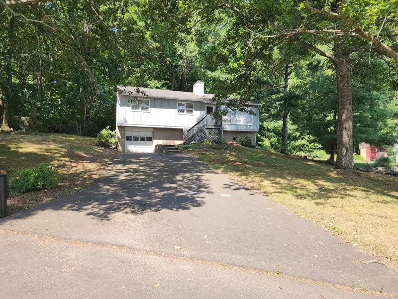 124 Malcolm Road, West Haven, CT 06516