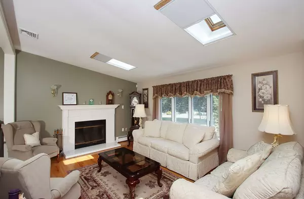 North Branford, CT 06471,39 Wood Chase Lane
