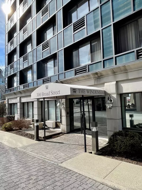 Stamford, CT 06902,300 Broad Street #905