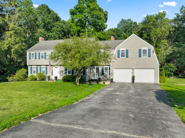 21 Stockade Road, Simsbury, CT 06092