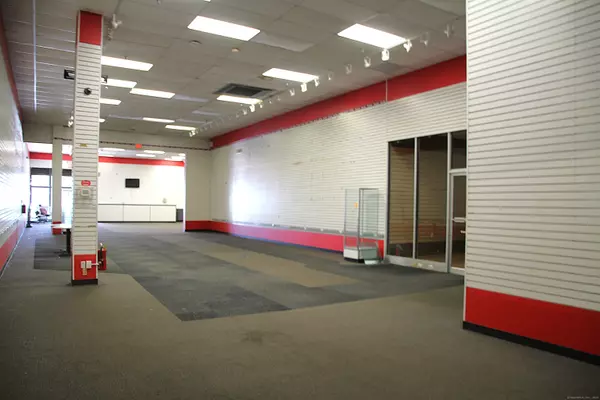 New Haven, CT 06515,95 Amity Road