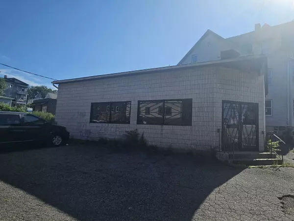 Waterbury, CT 06706,1005 Baldwin Street