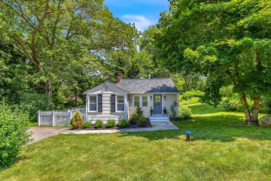 86 Longwood Drive, East Haddam, CT 06415