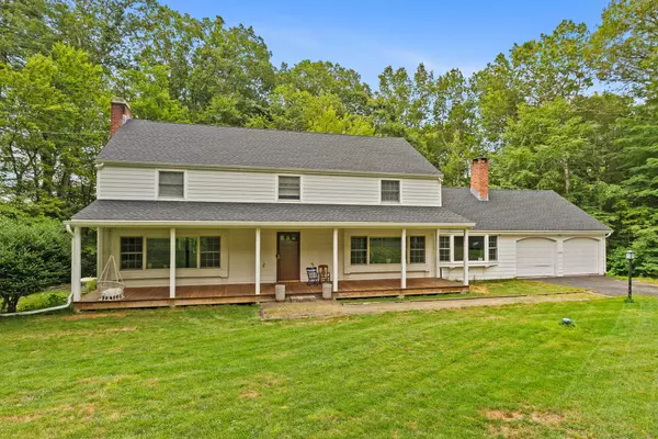 12 Eastview Drive, Simsbury, CT 06070