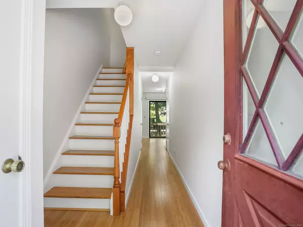 Stamford, CT 06902,100 Willowbrook Avenue #5