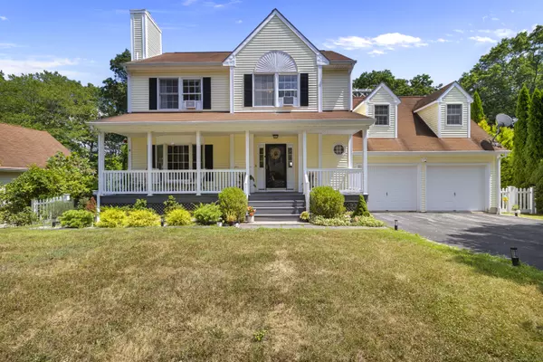 45 Fox Run Lane, Groton, CT 06355