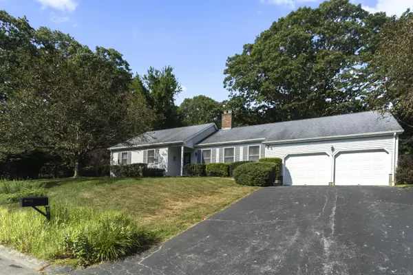 East Lyme, CT 06357,1 Pontiac Drive