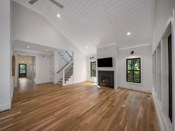Guilford, CT 06437,408 Tanner Marsh Road