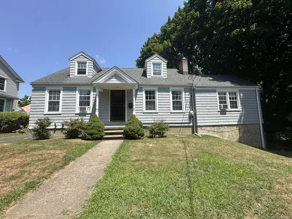 344 Laughlin Road, Stratford, CT 06614