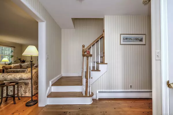 Stamford, CT 06903,125 Saddle Hill Road