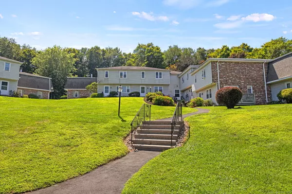 43 Whittlesey Drive #43, Bethel, CT 06801