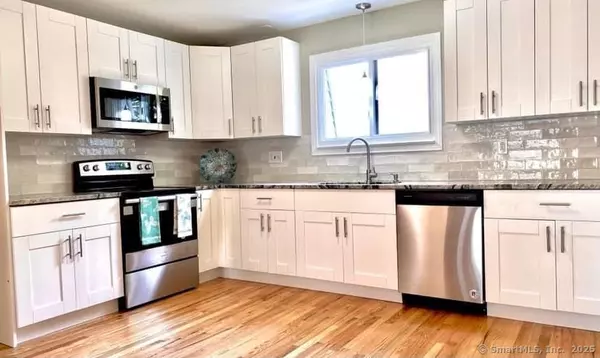 260 Richard Street #APT 3, Newington, CT 06111