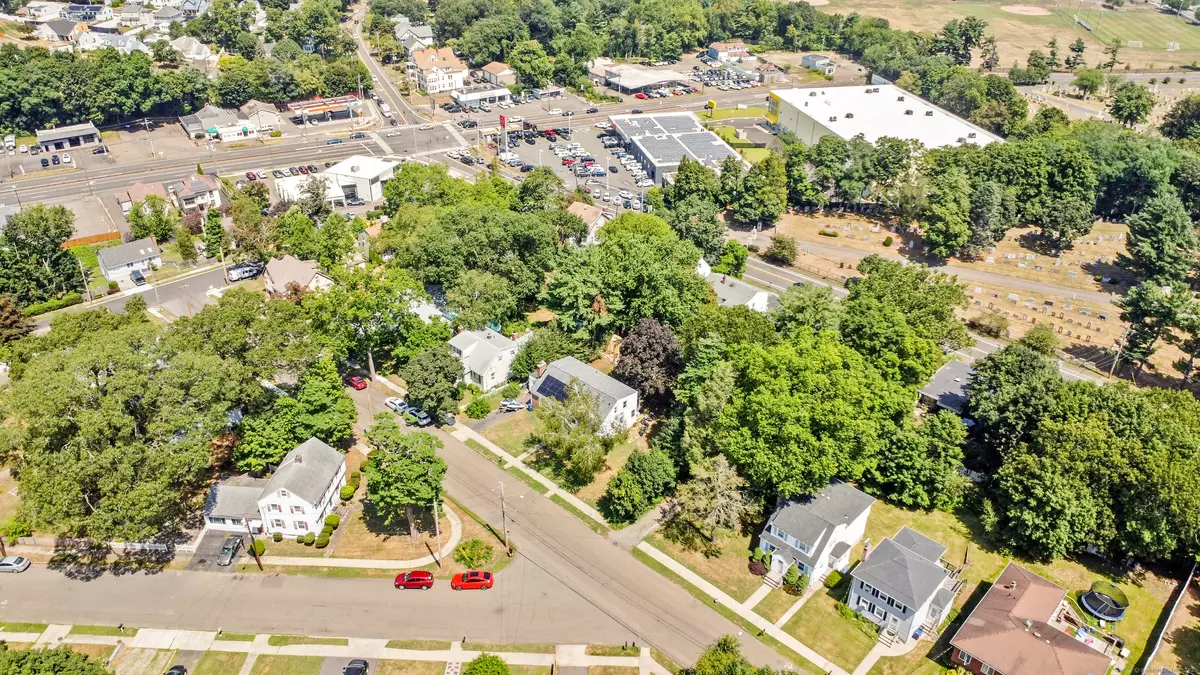 West Haven, CT 06516,29 Highview Avenue