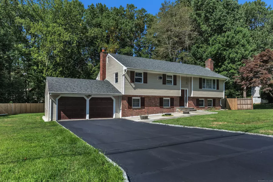 77 Rangely Drive, Trumbull, CT 06611